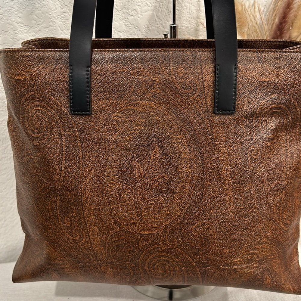 Authentic Etro Handbag - Picture 4 of 17